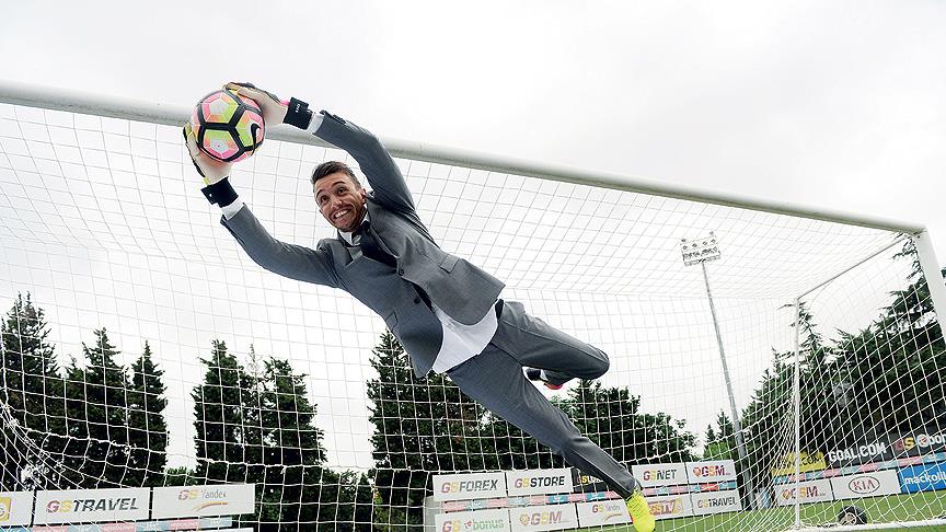 Terim den Muslera ya  o ne goldü 